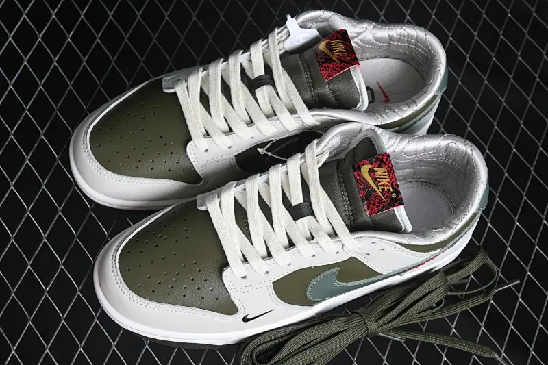 All Categories Nk SB Dunk Series Nk SB Dunk Low Low-top sneakers Nk Dunk Low "Year of the Snake" Year of the Snake Spring Festival limited low-top casual sneakers HV5980-231
